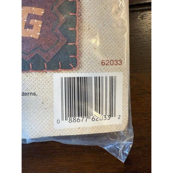 Vtg Dimensions Applique Felt Works Kit, I'd Rather Be Fishing" 62033 NEW - Picture 4 of 5